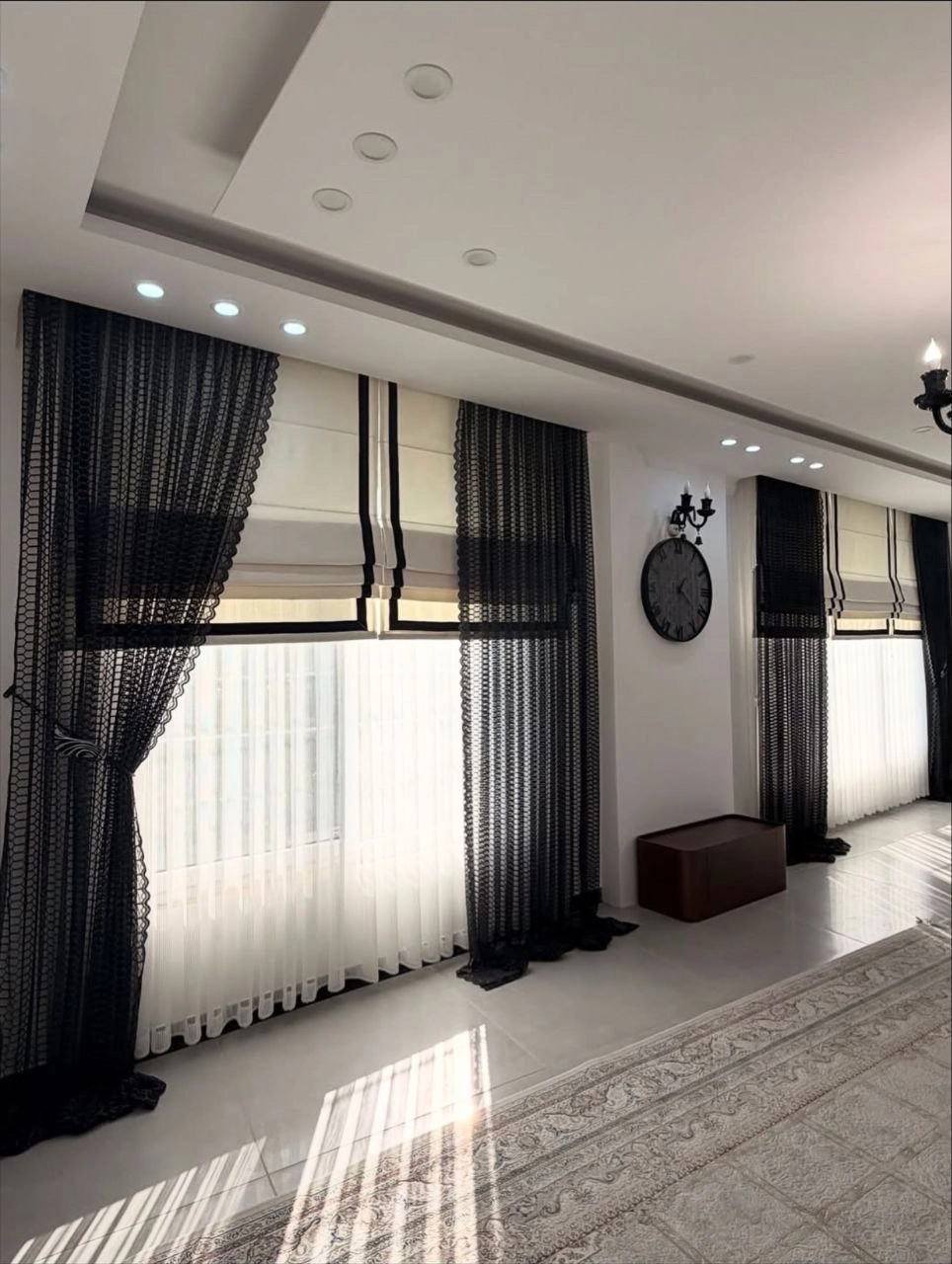 انواع پرده رومن در اصفهان
